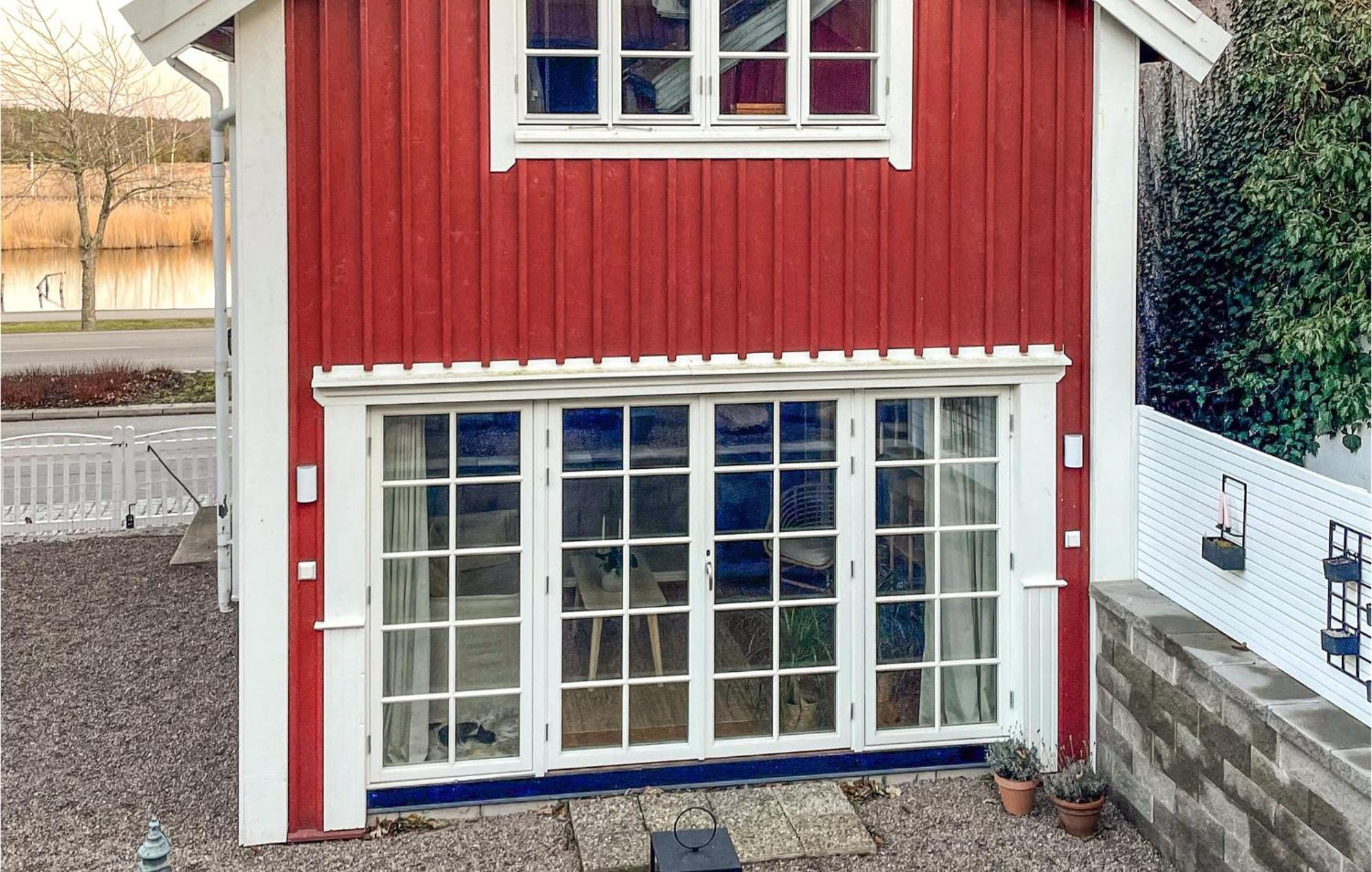 1 Bedroom Lovely Home In Moensteras Eksteriør billede